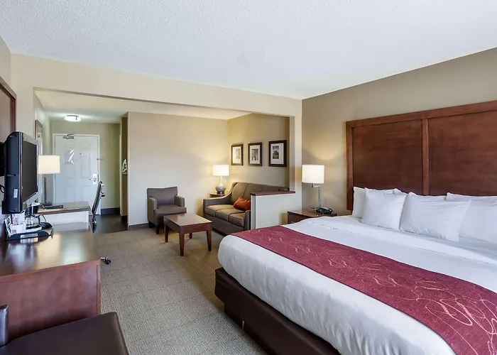 Comfort Suites Lincoln North