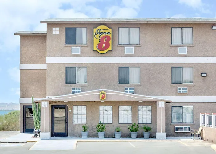 Super 8 By Wyndham Lake Havasu City