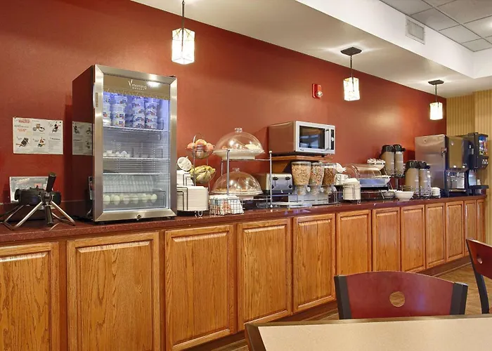 Best Western Plus Tulsa Woodland Hills Hotel And Suites