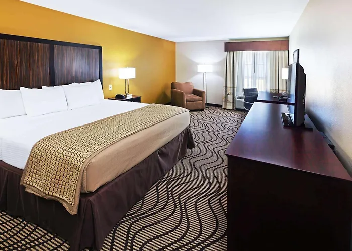 La Quinta By Wyndham Floresville