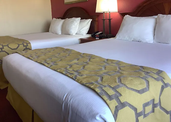 Baymont Inn & Suites By Wyndham Holbrook
