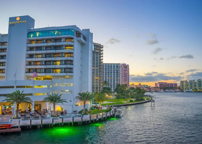 Waterstone Resort & Marina Boca Raton, Curio Collection By Hilton