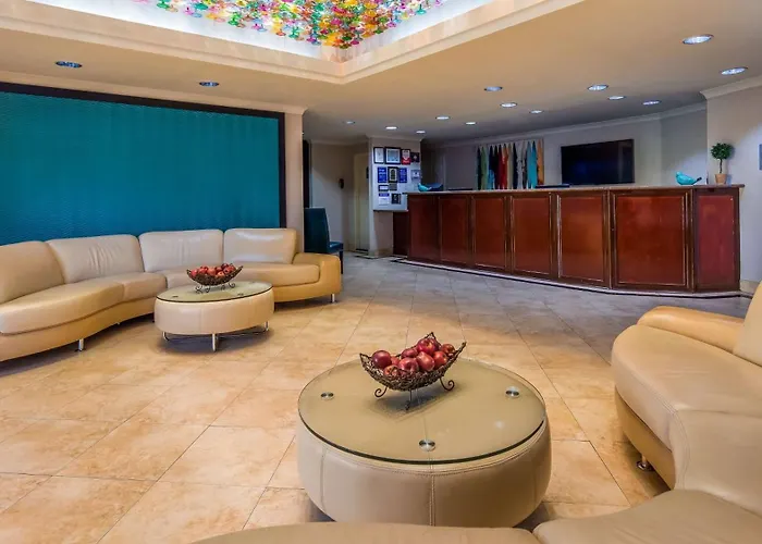 Best Western Plus La Mesa San Diego
