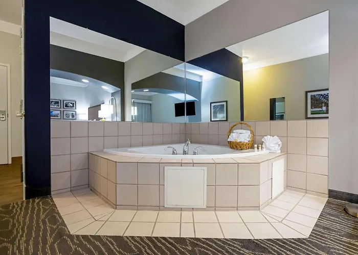 La Quinta By Wyndham Manteca - Ripon