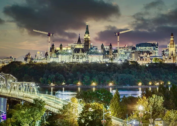 Best Western Plus Gatineau-Ottawa Downtown