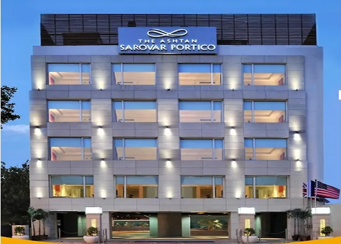 The Ashtan Sarovar Portico