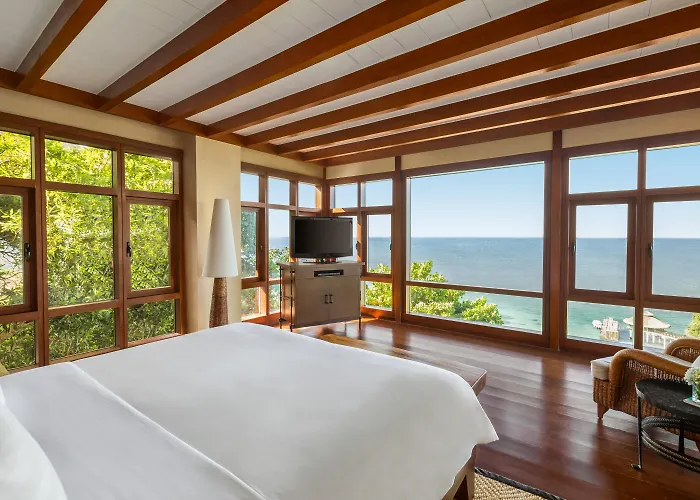 Shangri-La Boracay