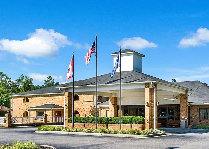 Quality Inn Petersburg Fort Lee Area