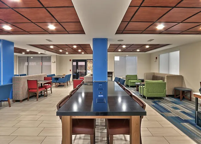 Holiday Inn Express Socorro By Ihg