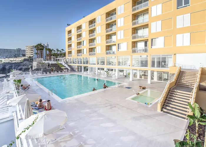 Atlantic Holiday Hotel