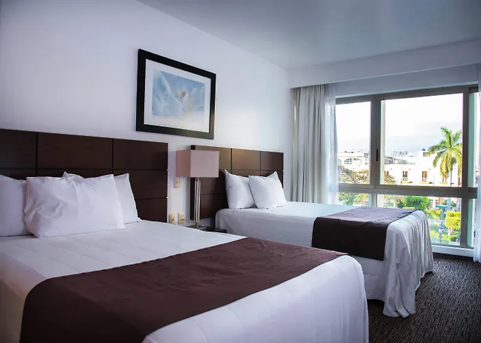 Hotel Fray Junipero Serra