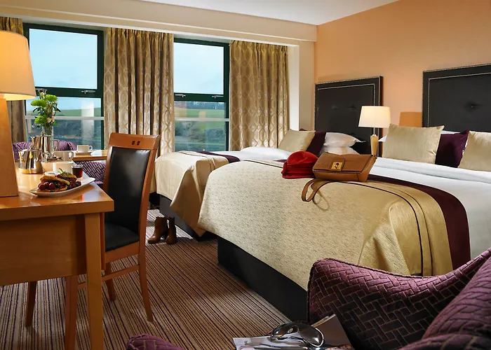 Westport Coast Hotel