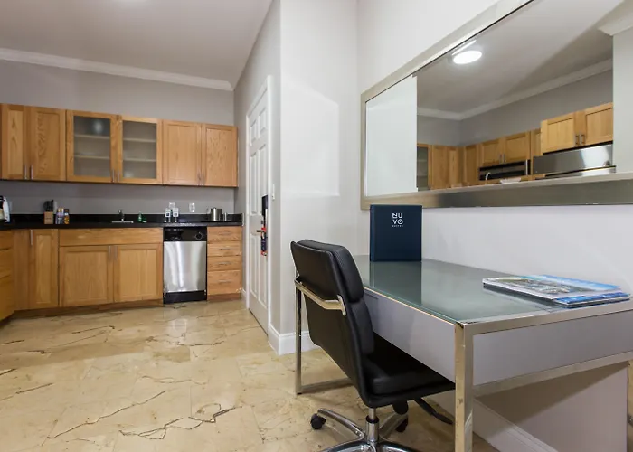 Nuvo Suites Hotel - Miami Doral