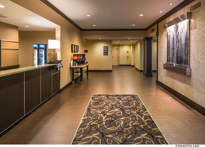 Hampton Inn & Suites Reno
