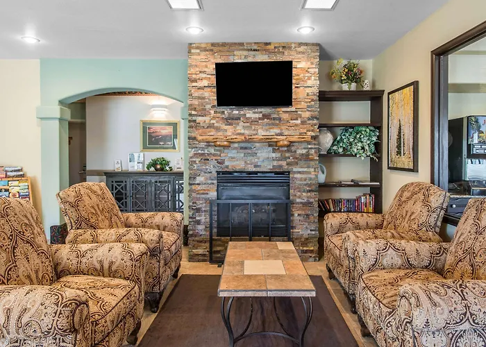 Baymont By Wyndham Loveland - Fort Collins Area
