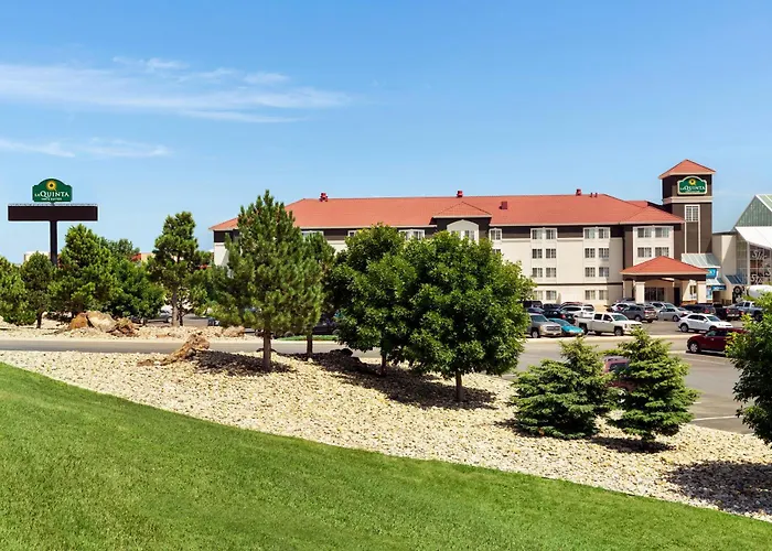 La Quinta Inn And Suites By Wyndham At Watiki Waterpark