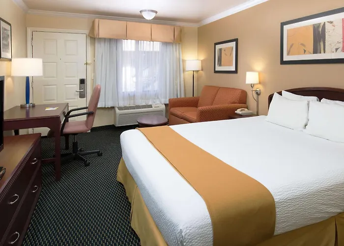 Days Inn By Wyndham Pinole Berkeley