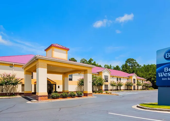 Best Western Hiram Inn And Suites