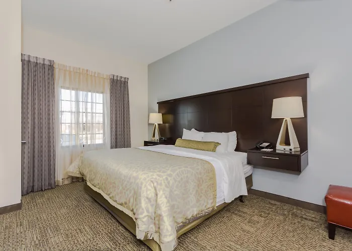 Staybridge Suites Grand Forks By Ihg