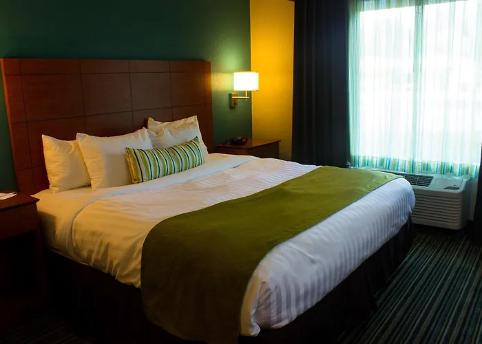 Best Western Plus Menomonie Inn & Suites