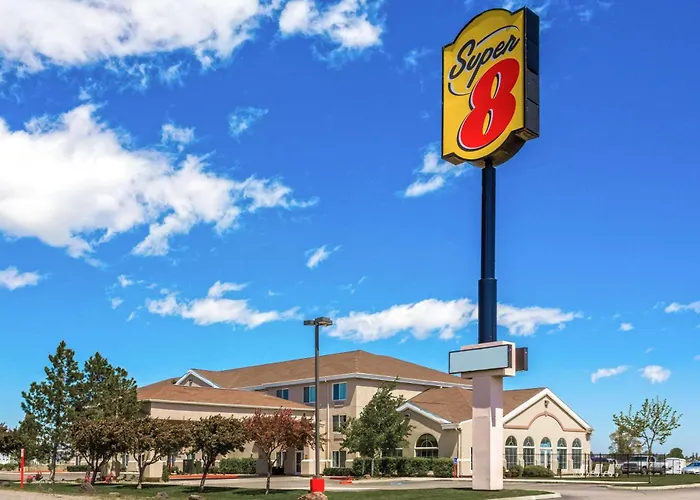 Super 8 By Wyndham Heyburn