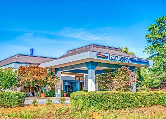 Baymont By Wyndham Mcdonough