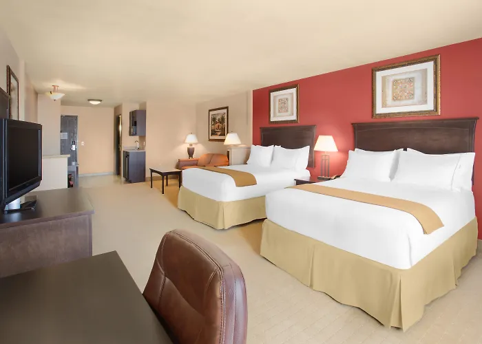 Holiday Inn Express & Suites Yuma By Ihg