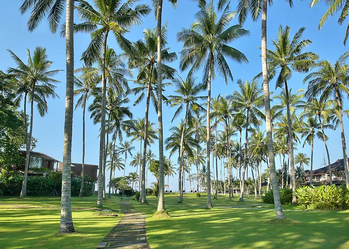 Candi Beach Resort & Spa
