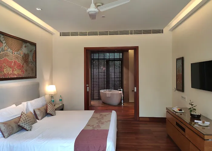 Taj Damdama Lake Resort & Spa, Gurugram