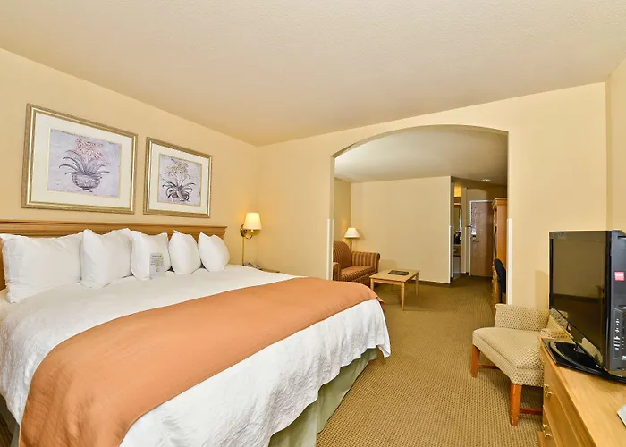 Best Western Plus Caldwell Inn & Suites