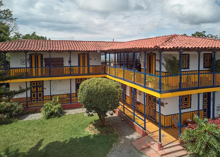 Hotel Hacienda Combia El Caimo