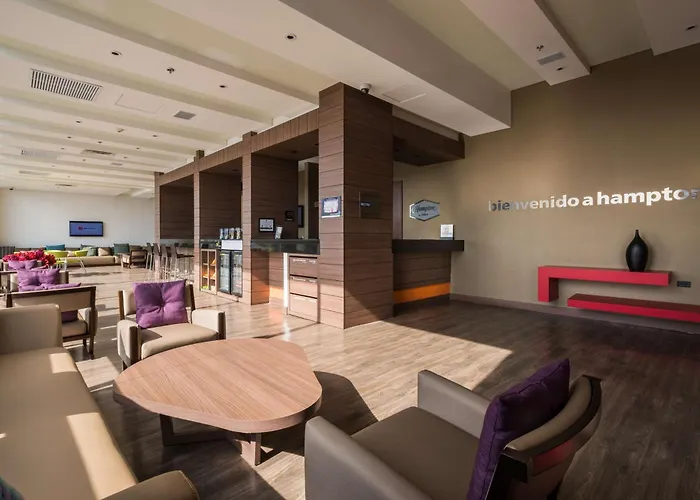 Hampton By Hilton Bucaramanga Hotel