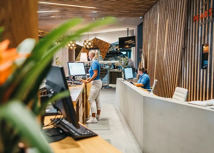 Peaks Place Apartments & Spa Laax