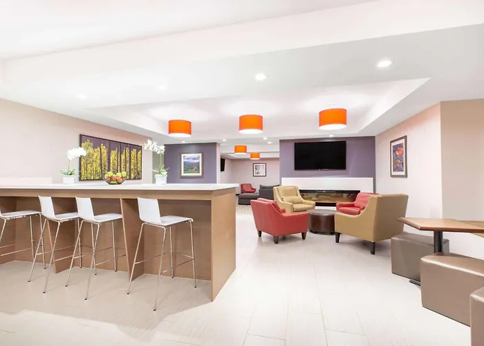 Microtel Inn & Suites By Wyndham Fort Mcmurray