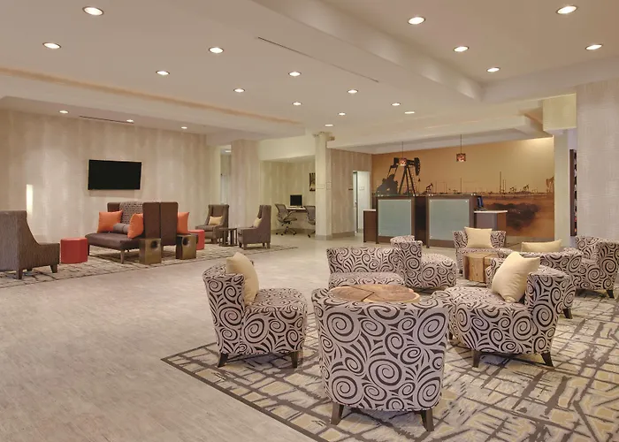 La Quinta By Wyndham Andrews Hotel