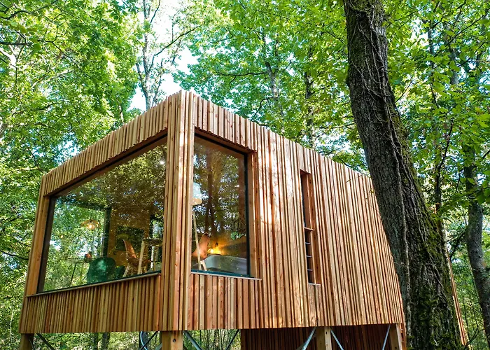 Loire Valley Lodges - Hotel Esvres