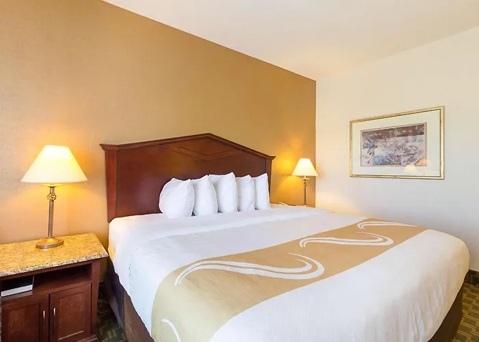 Quality Inn Fairmont