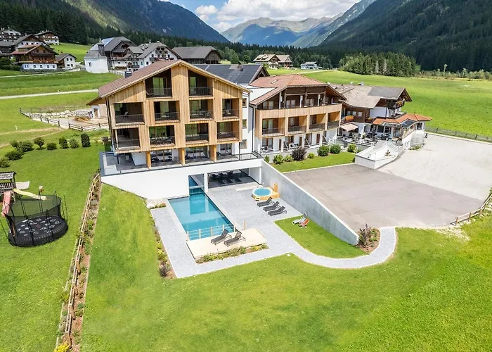 Hotel Tyrol