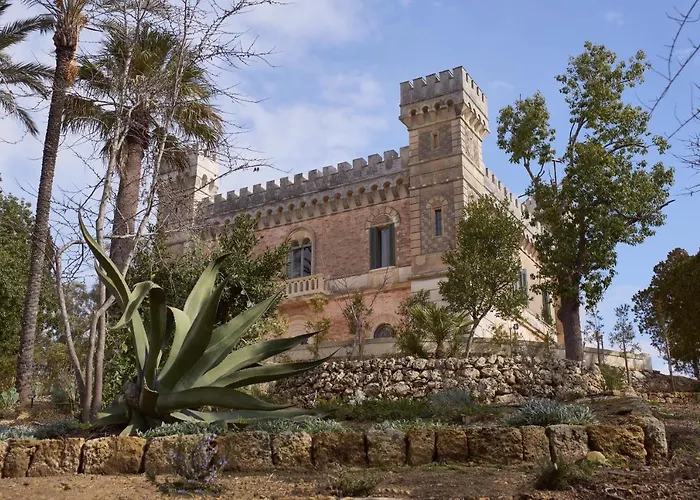 Castle Elvira - The Castle & The Cottage