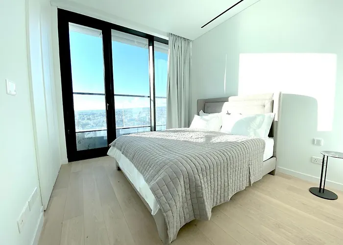 Icon - Private Holiday Apartments