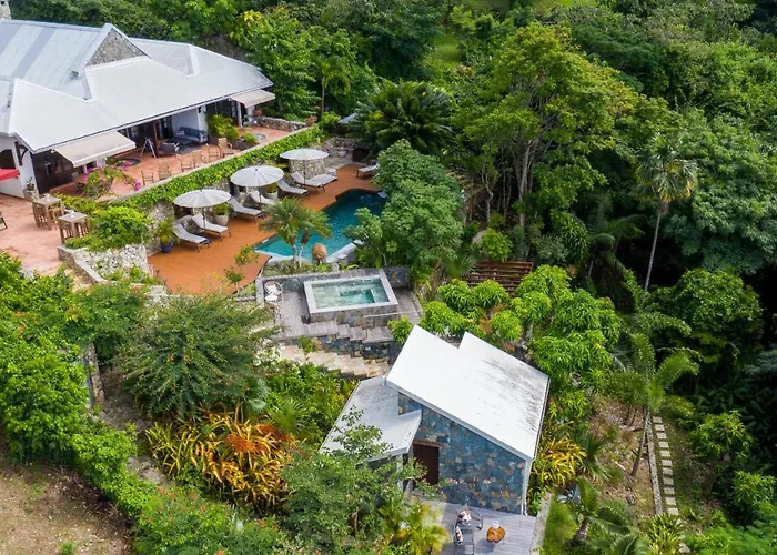 The Paradise Peak Adults Only Colombier