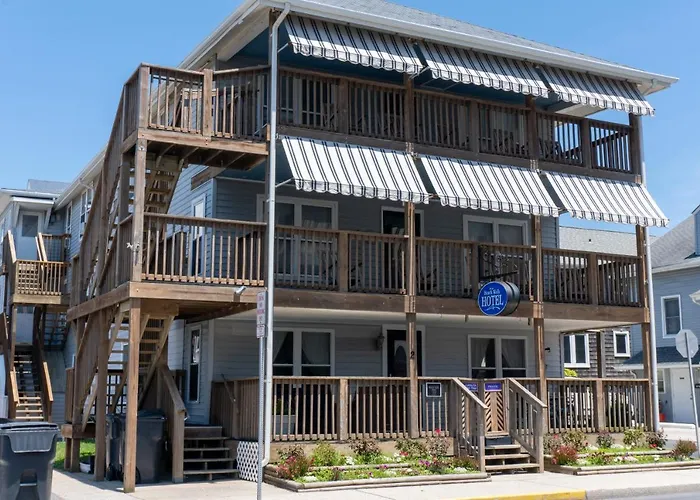 Beach Walk Hotel