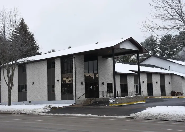 Woodside Dells Hotel & Suites