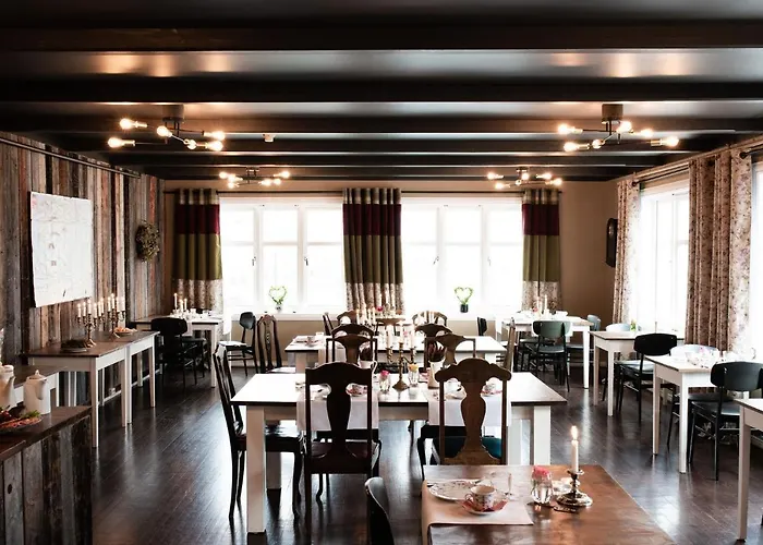 Fjaerland Fjordstove Hotell - Huseby Hotelldrift As