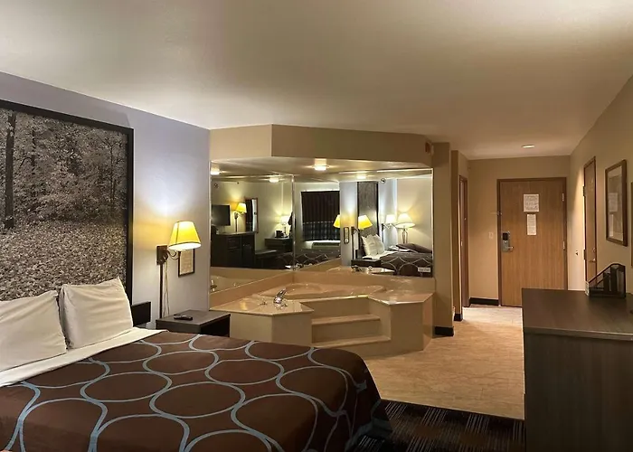 Super 8 By Wyndham Columbia East Hotel
