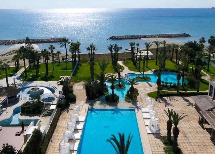 Sandy Beach Hotel & Spa Larnaca
