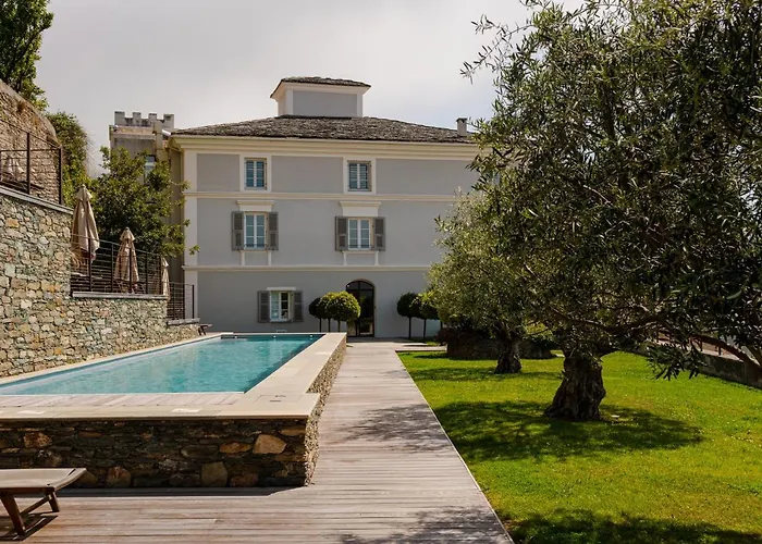 Boutique Hotel NOAE by Emerald Stay
