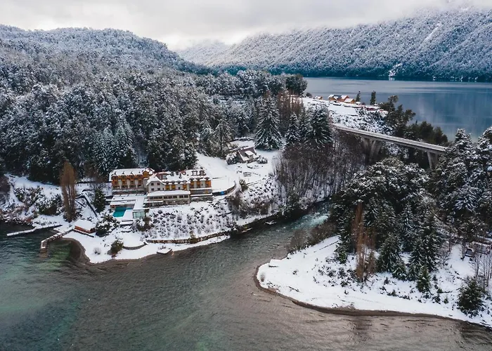 Correntoso Lake & River Hotel