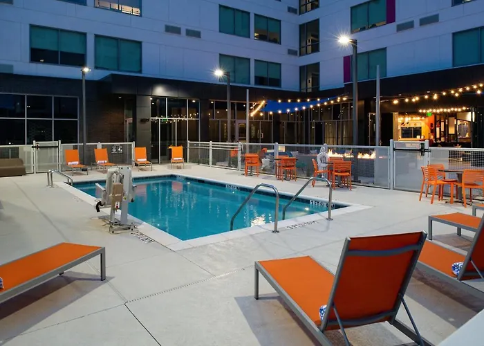 Aloft Charlotte Airport
