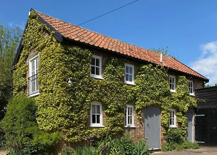 Kings Head Low House
